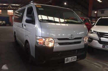 2016 Toyota Hi Ace Commuter MT Dsl Auto Royale