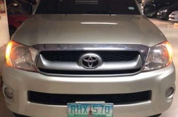 Toyota Hilux 4x2 2010 for sale 