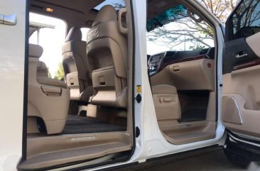 2012 Toyota Alphard AT for sale 