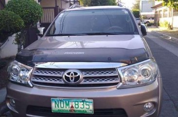 Toyota Fortuner G 2011 rush for sale