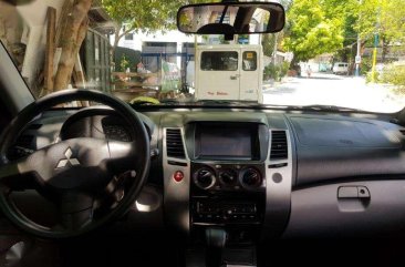 Mitsubishi Montero Sport Automatic 2013 for sale