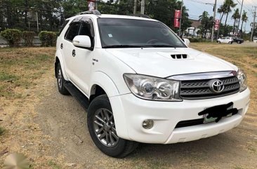 Toyota Fortuner V 2010 for sale 