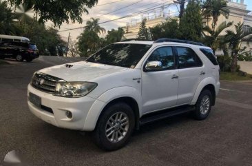 2010 Toyota Fortuner V for sale