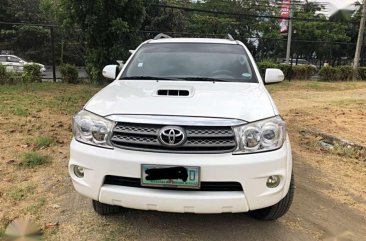 Toyota Fortuner V 2010 for sale 