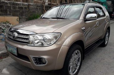 2010 Toyota Fortuner G for sale