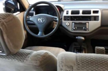 Toyota Revo vx 200 2004 model for sale 