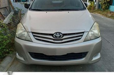 Toyota Innova E 2011 for sale