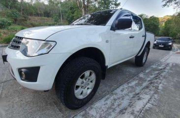 2014 Mitsubishi Strada for sale 