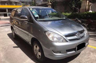 Toyota Innova V 2008 Top of the line for sale 