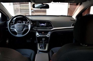 Hyundai Elantra 2.0 GL AT 2016 for sale