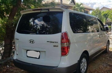 2010 Hyundai Starex Gold for sale