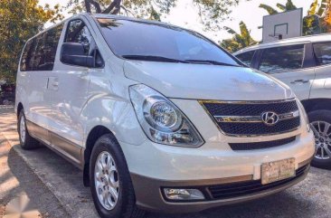 2013 Hyundai Starex Gold for sale