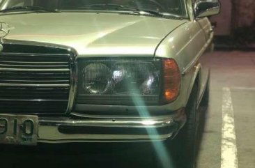 1982 Mercedes Benz 200 for sale