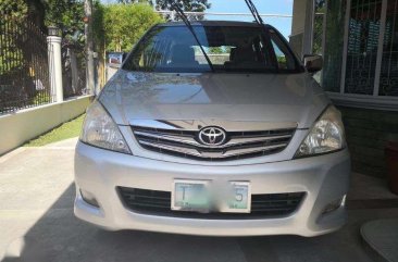 2011 Toyota Innova 2.0 V for sale