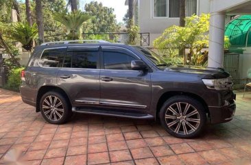 2018 Toyota Land Cruiser for sale