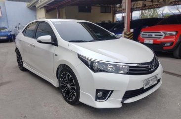 2014 Toyota Corolla Altis 2.0 V AT for sale