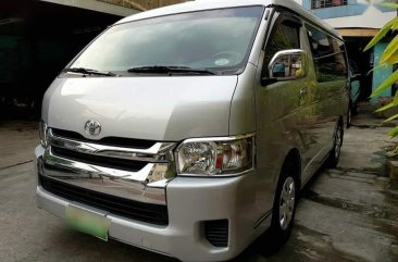 2017 Toyota Hiace GL Grandia 3.0 AT Diesel for sale 