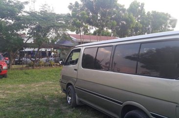 Toyota Hiace Grandia 2000 model for sale