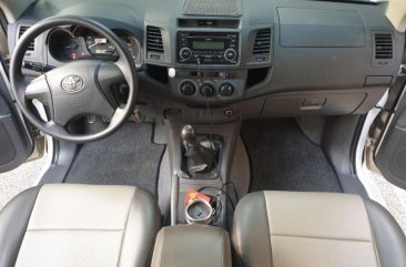 2013 Toyota Hilux E for sale