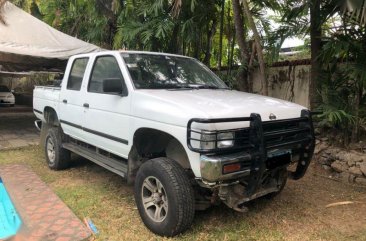 1994 Nissan Pathfinder for sale 