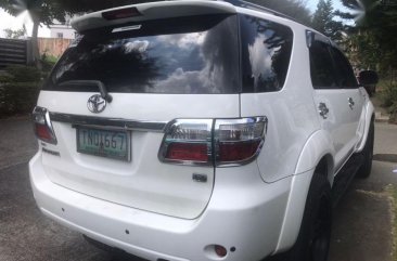 Toyota Fortuner V 2011 for sale