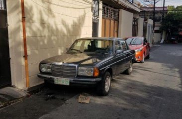 Like new Mercedez Benz 300D for sale