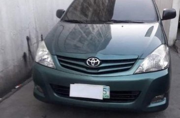 2011 Toyota Innova E for sale