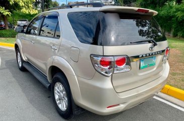 Toyota FORTUNER GAS 4X2 AT 2012 for sale 