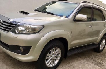 Toyota Fortuner V 4x4 2012 for sale