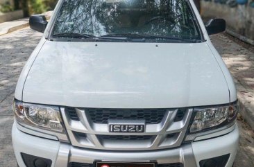 2016 Isuzu Crosswind XT for sale 