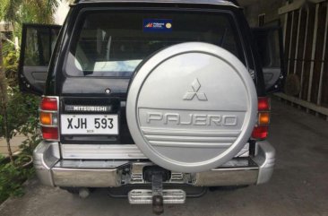 Selling 2nd Hand Black Mitsubishi Pajero 2003