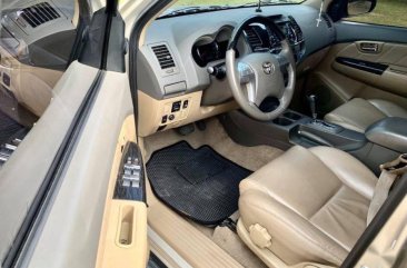 TOYOTA FORTUNER GAS 4X2 AT 2012 for sale 