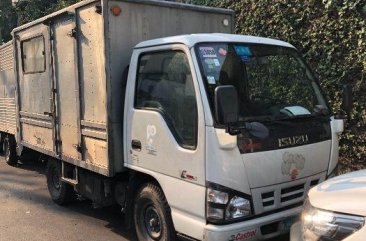 2010 Isuzu NHR for sale 