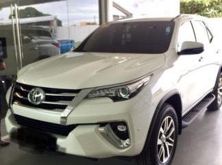 Toyota Fortuner 2018 V for sale