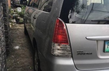 2011 Toyota Innova E for sale