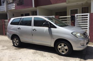 Selling 2nd Hand (Used) Toyota Innova 2005 Manual Diesel in Cainta