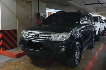 Sell Red 2011 Toyota Fortuner in Mandaluyong