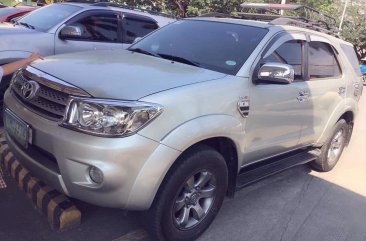 Selling 2nd Hand (Used) Toyota Fortuner 2010 in San Fernando