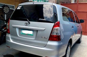 Selling 2nd Hand (Used) Toyota Innova 2012 Automatic Diesel in Caloocan