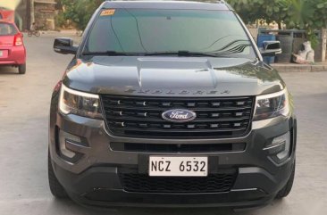 Selling 2nd Hand (Used) Ford Explorer 2016 in Valenzuela