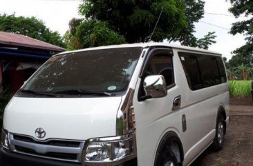 Selling 2nd Hand (Used) 2014 Toyota Hiace in Tuy