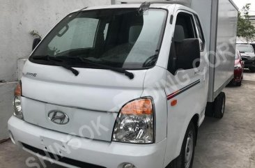 Selling 2nd Hand (Used) Hyundai Porter 2018 Van in Manila