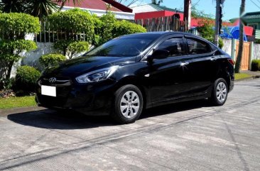 Selling 2nd Hand (Used) Hyundai Accent 2016 in Legazpi