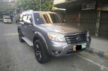 Selling 2nd Hand (Used) Ford Everest 2010 in Manila