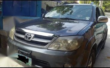  2nd Hand (Used) Toyota Fortuner 2006 Automatic Gasoline for sale in Valenzuela