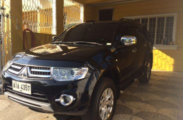 Selling 2nd Hand (Used) 2014 Mitsubishi Montero Sport Automatic Diesel in Pasig