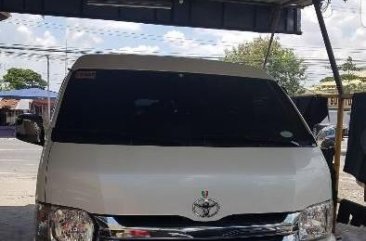 Selling 2nd Hand (Used) Toyota Hiace 2015 in Tarlac City