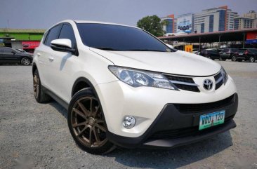 Selling Toyota Rav4 2013 Automatic Gasoline in Pasig