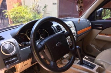 Selling 2nd Hand (Used) Ford Everest 2010 in Caloocan