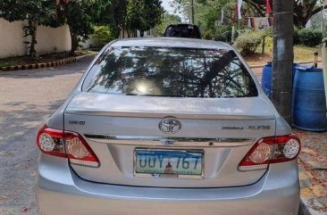 Selling 2nd Hand (Used) Toyota Corolla Altis 2013 in Makati